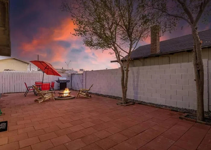 Your Downtown Studio With All Amenities Unit B